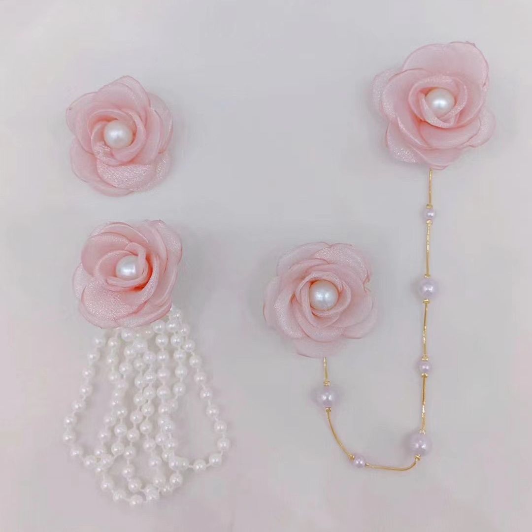 Decorative Curtain Clip with Flower Design | Thrascher
