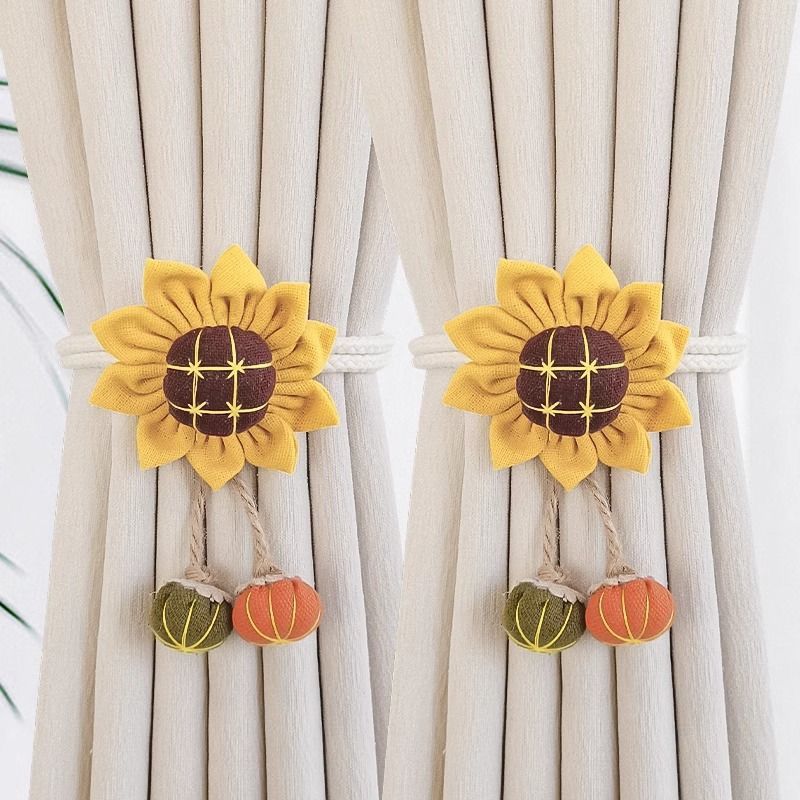 Decorative Curtain Flower Clips | Thrascher