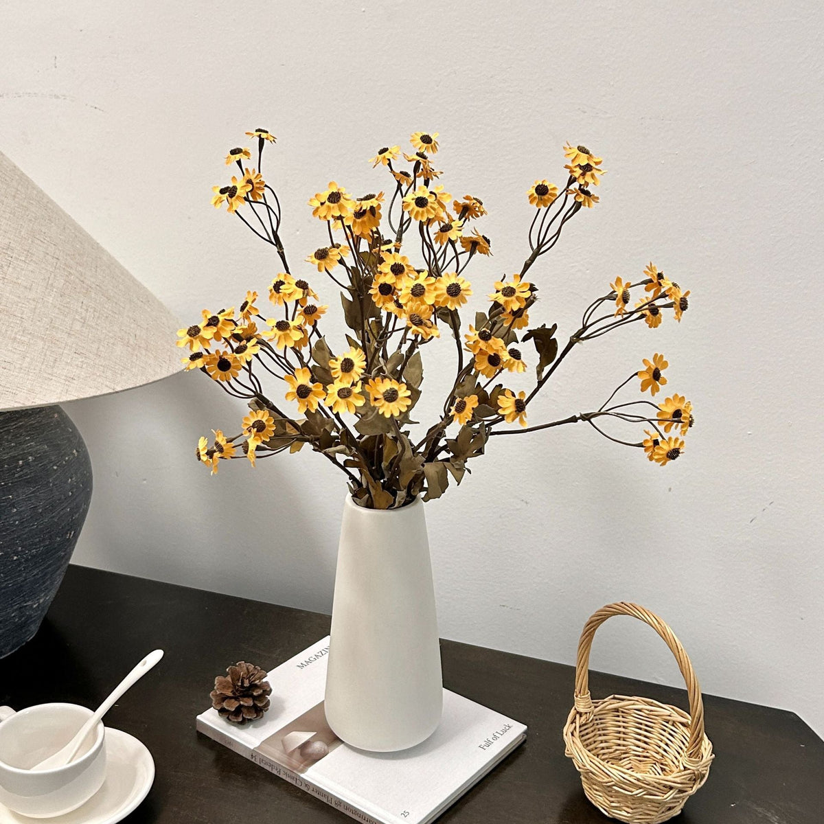 Decorative Dried Flowers | Thrascher