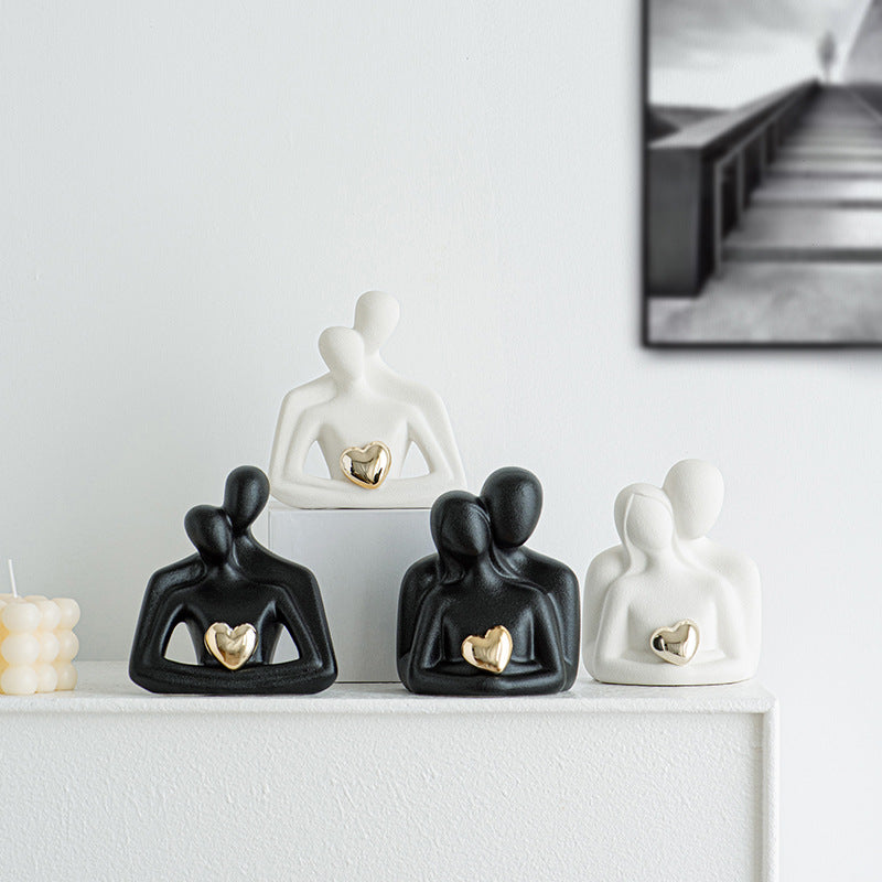 Decorative Figure Black White | Thrascher