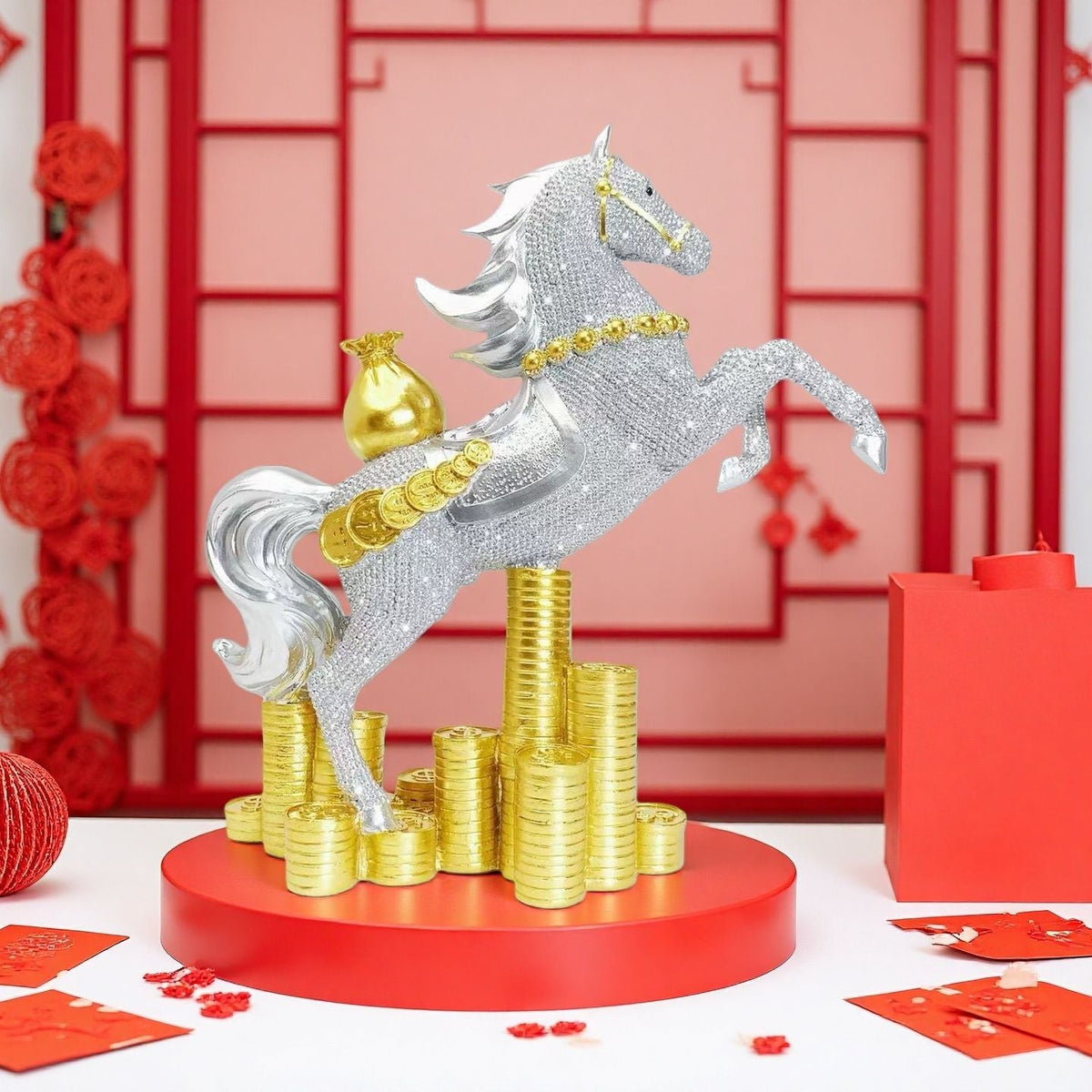Decorative Figure Red Gold | Thrascher