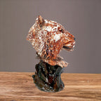 Decorative Figure White Brown | Thrascher