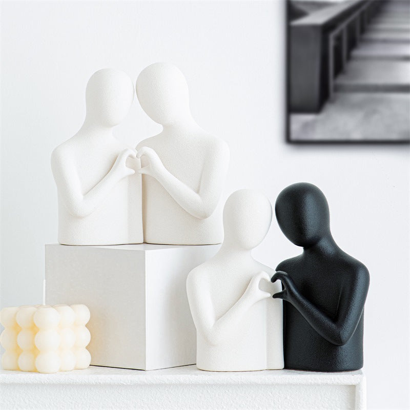 Decorative Figures Black White | Thrascher