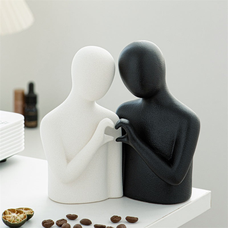 Decorative Figures Black White | Thrascher