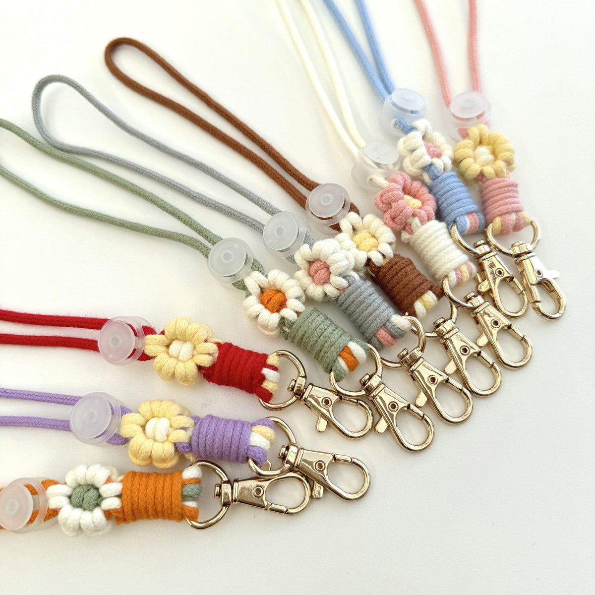 Decorative Flower Keychain Holder | Thrascher