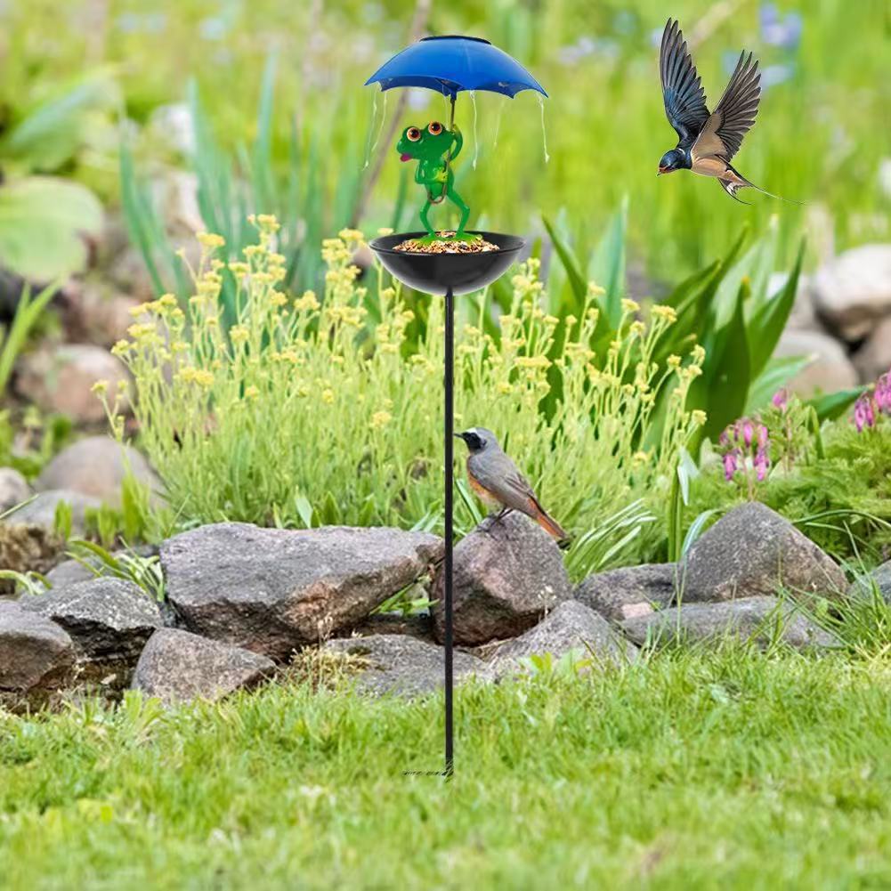 Decorative Garden Birdhouse Stake with Protective Umbrella and Playful Frog Decoration | Thrascher