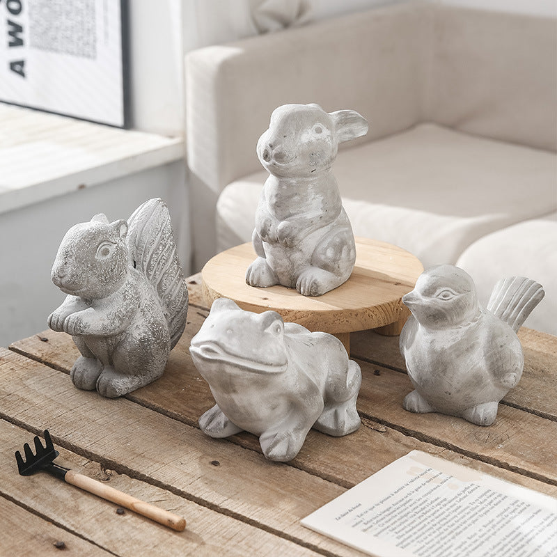Decorative Hare Sculpture | Thrascher