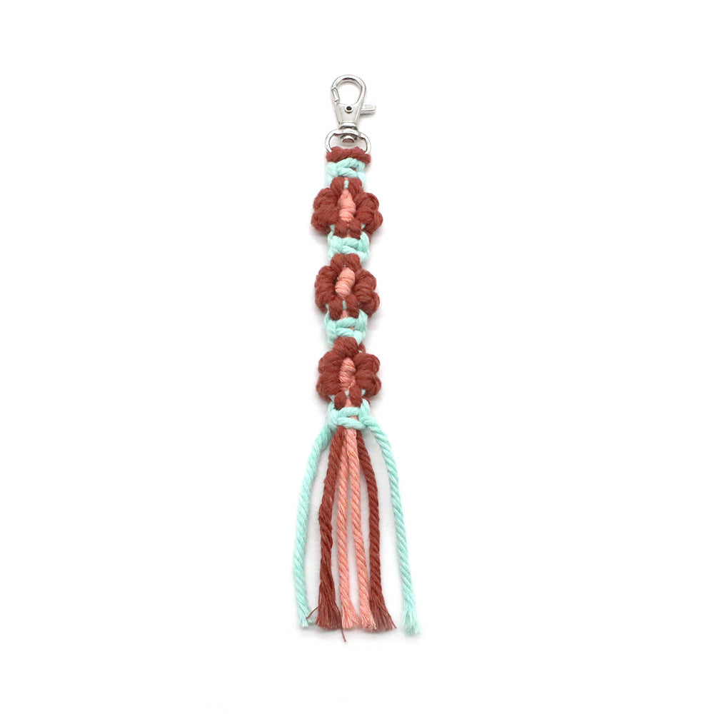 Decorative Keychain made of Macrame | Thrascher