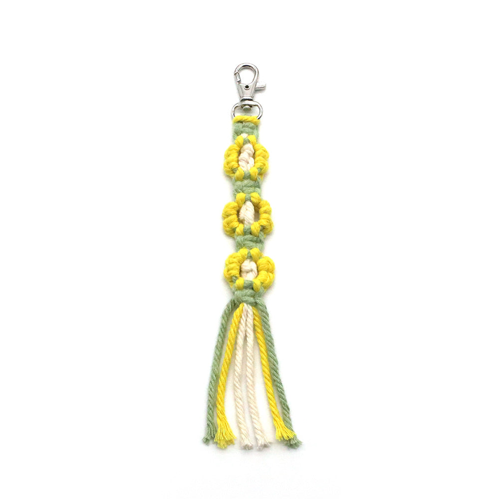 Decorative Keychain made of Macrame | Thrascher
