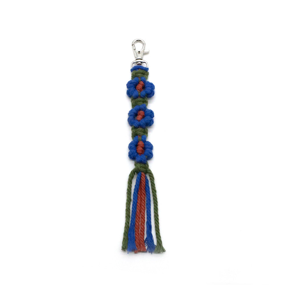 Decorative Keychain made of Macrame | Thrascher