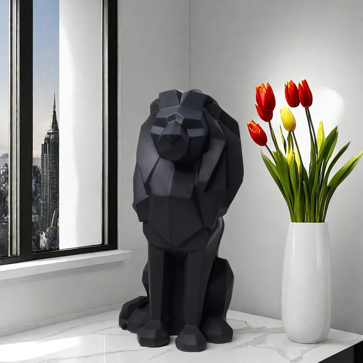 Decorative Lion Statue | Thrascher