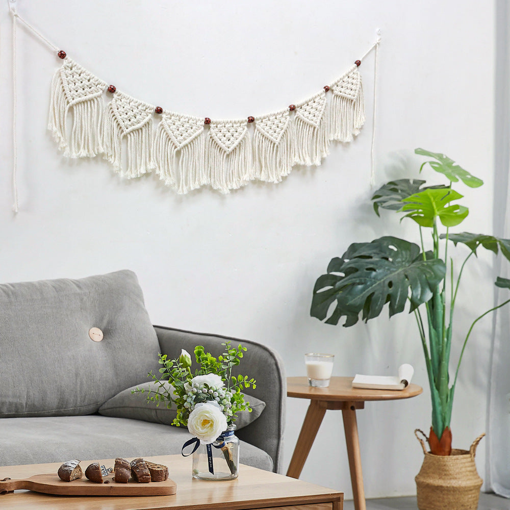 Decorative Macrame Wall Hanging with Ornate Fringes | Thrascher
