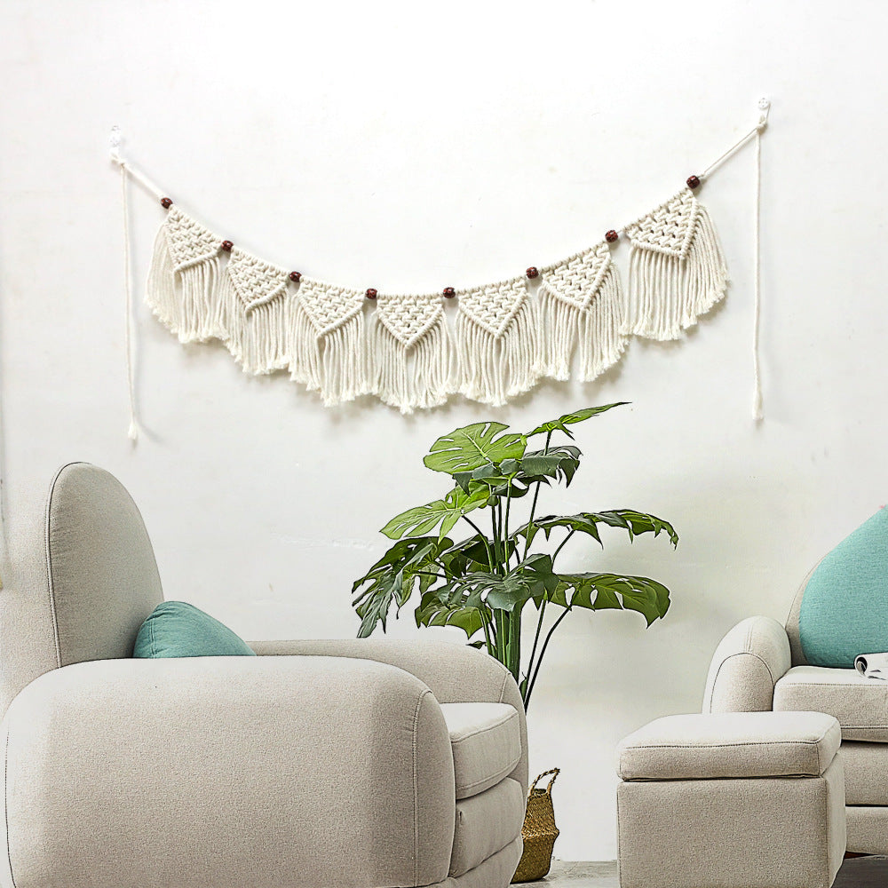 Decorative Macrame Wall Hanging with Ornate Fringes | Thrascher