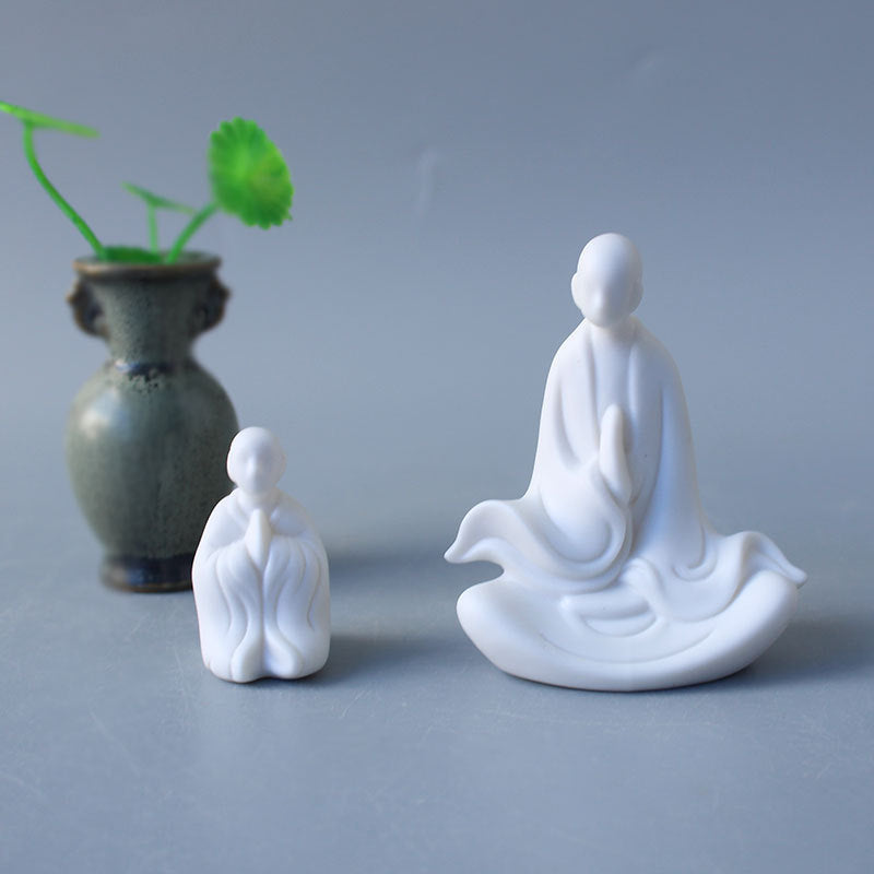 Decorative Porcelain Figurine | Thrascher