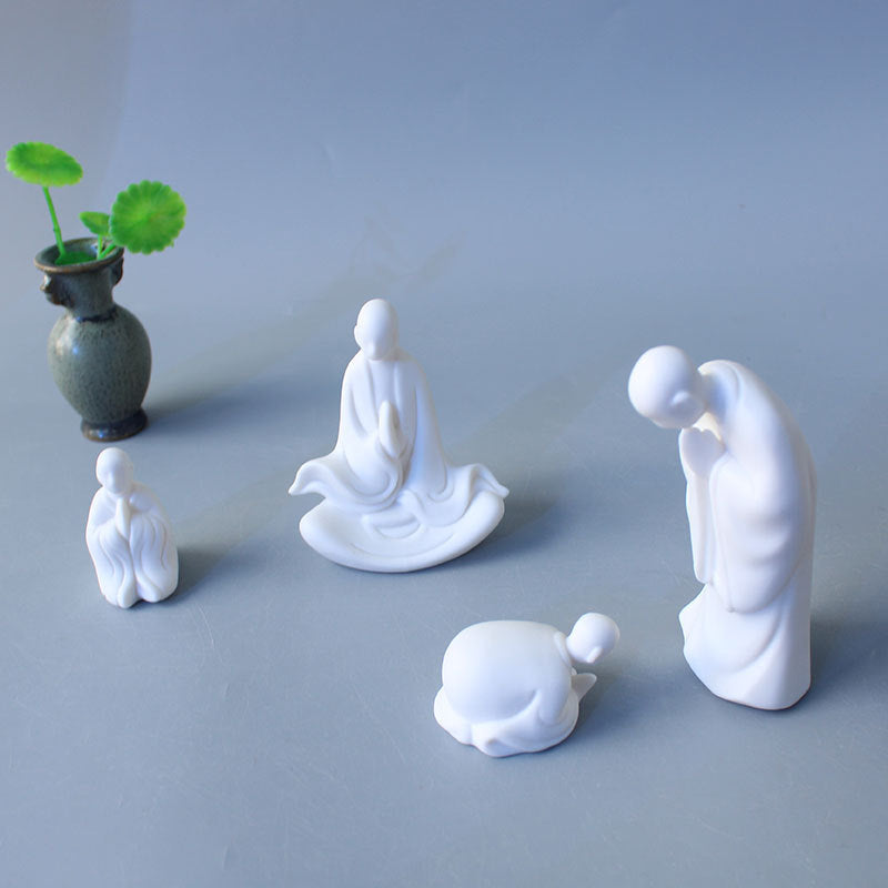 Decorative Porcelain Figurine | Thrascher