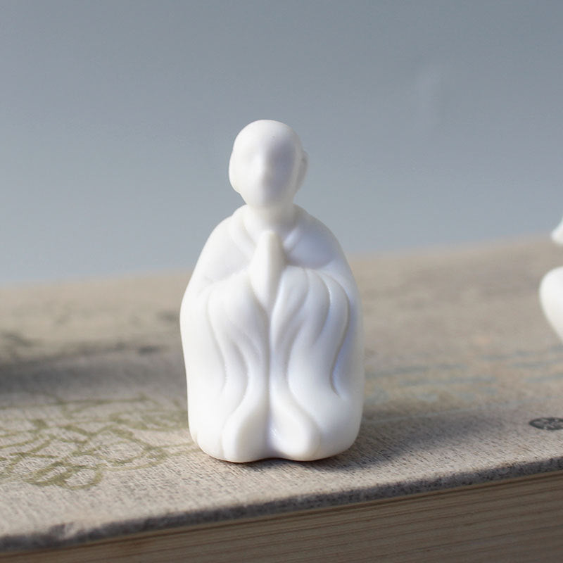 Decorative Porcelain Figurine | Thrascher