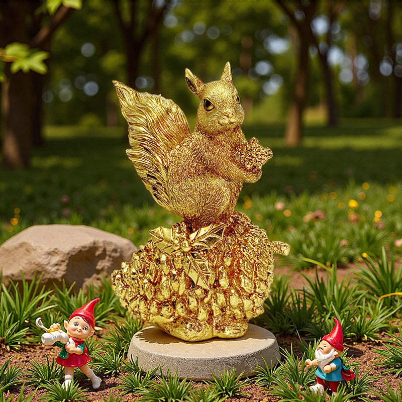 Decorative Squirrel Sculpture on a Pine Cone | Thrascher