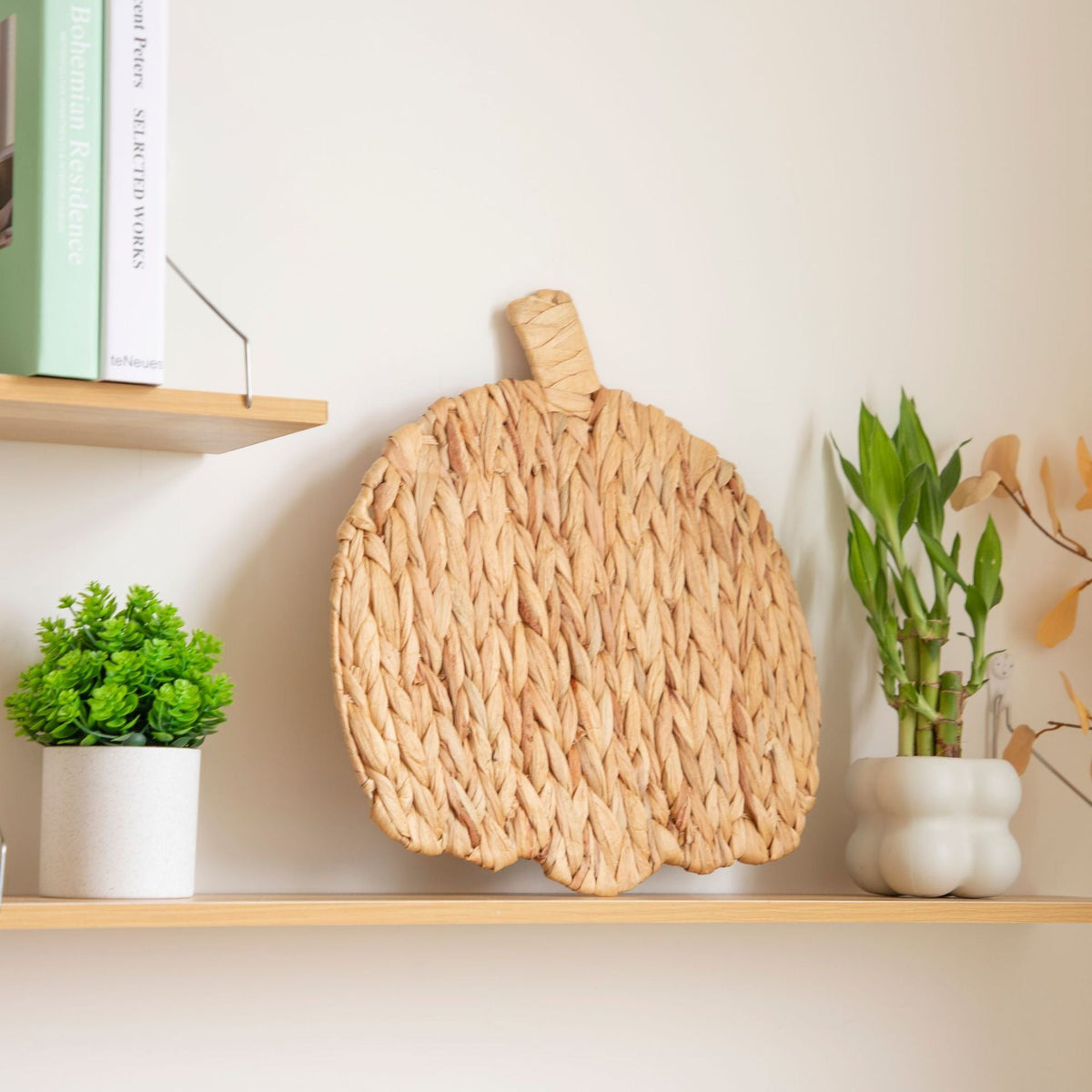 Decorative Table Coaster | Thrascher