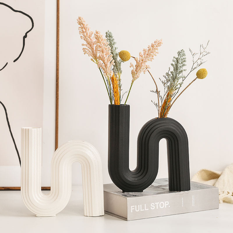 Decorative Vase White Black | Thrascher
