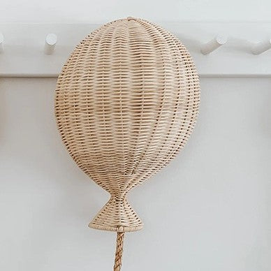 Decorative Wall Ornament in the Form of a Hot Air Balloon | Thrascher