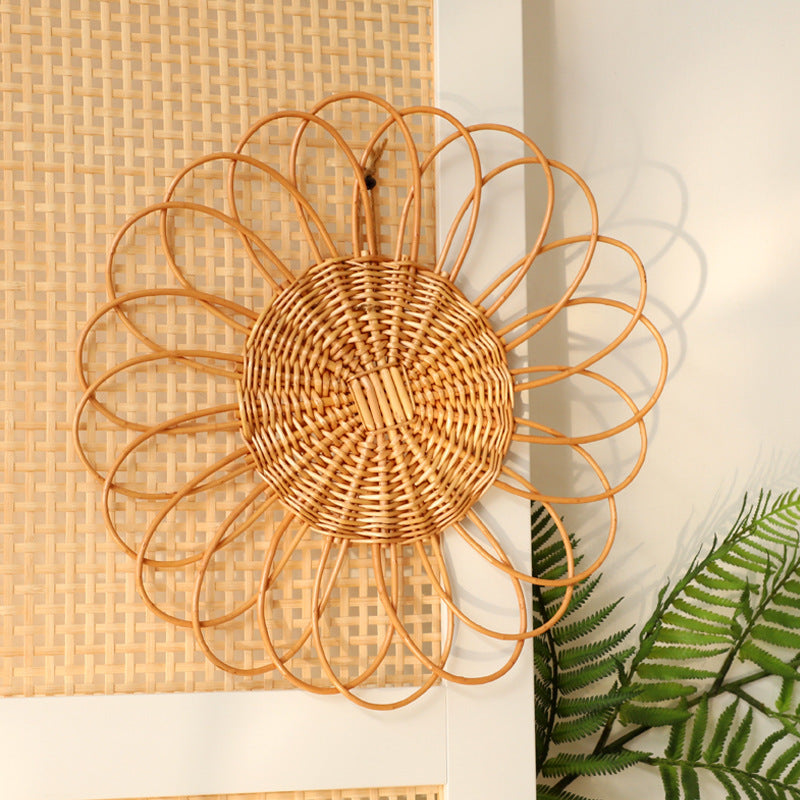 Decorative Wall Plate made of Woven Rattan | Thrascher