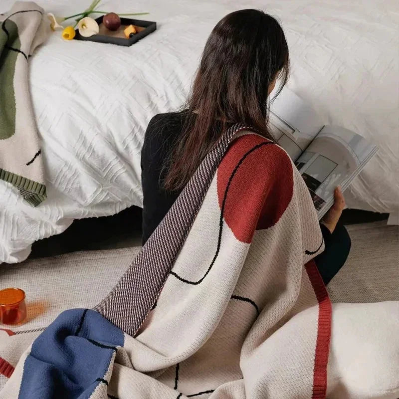 Dorbuna Throw Blanket