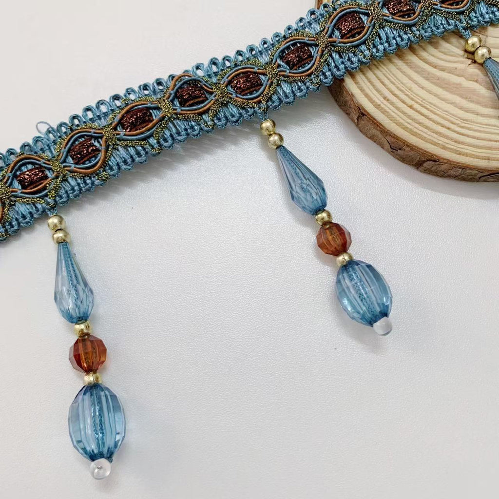 Elegant and Eye-Catching Trimming with Glass Crystals | Thrascher