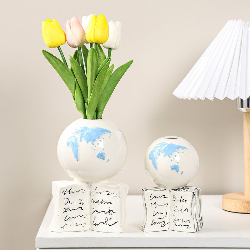Elegant Ceramic Globe Bank | Thrascher