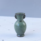 Elegant Ceramic Vase with Artistic Design | Thrascher