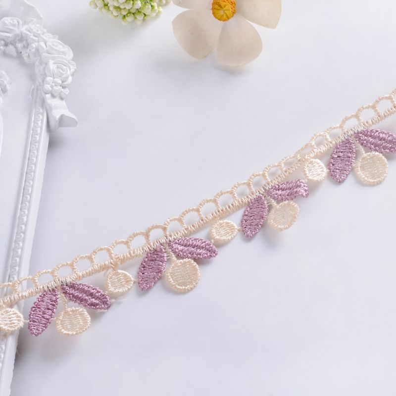 Elegant Lace Ribbon | Thrascher
