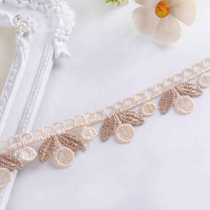 Elegant Lace Ribbon | Thrascher