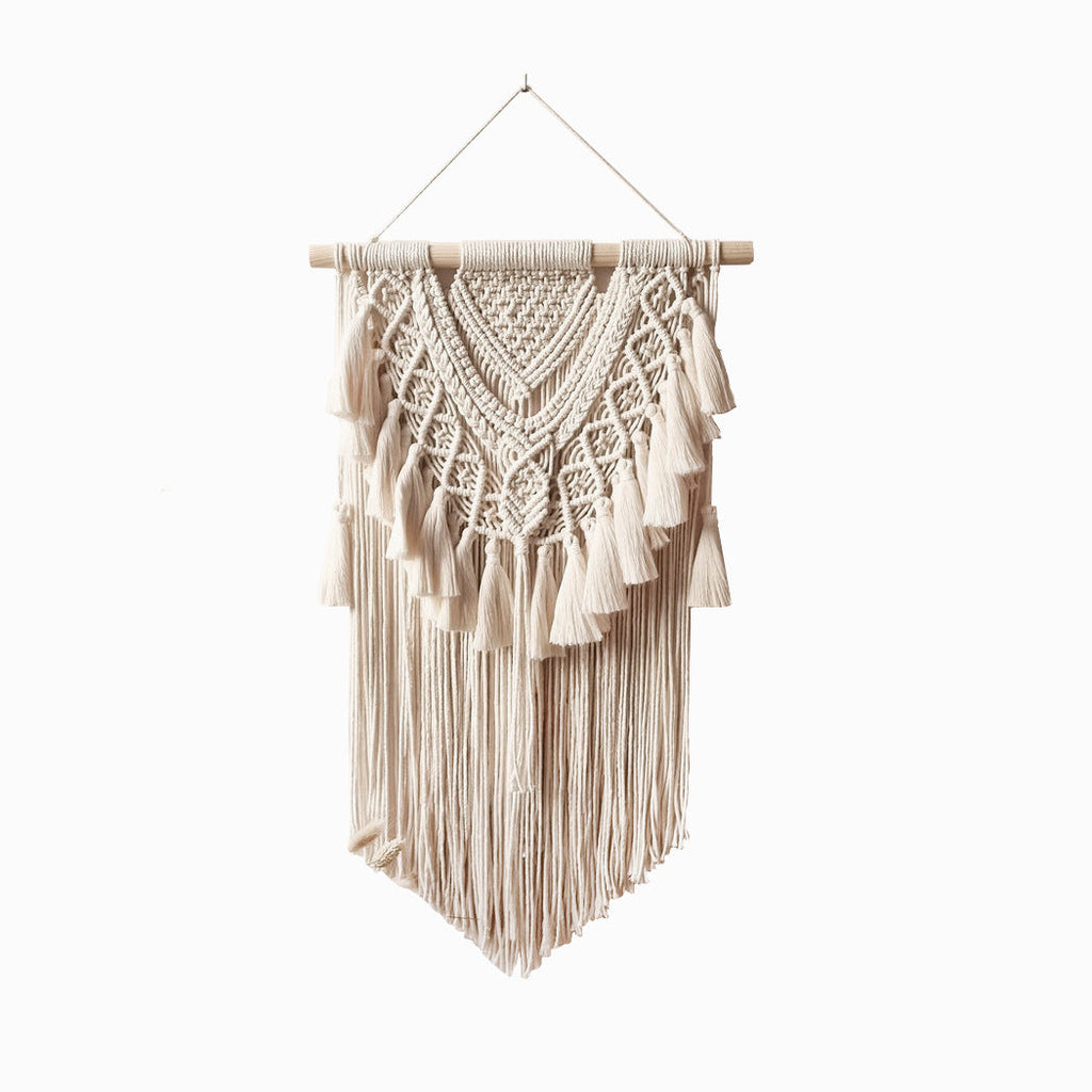 Elegant Macrame Wall Hanging in Bohemian Style | Thrascher