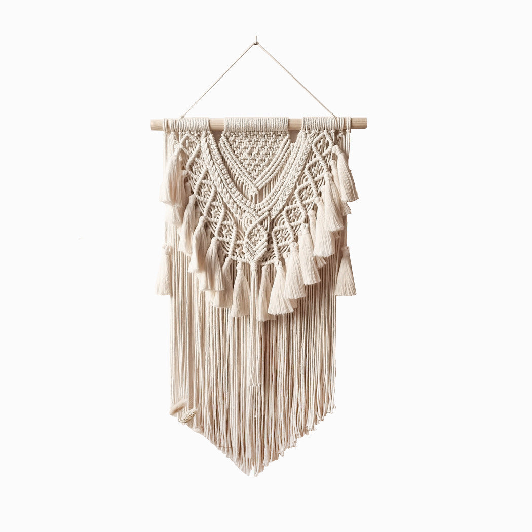 Elegant Macrame Wall Hanging in Bohemian Style | Thrascher