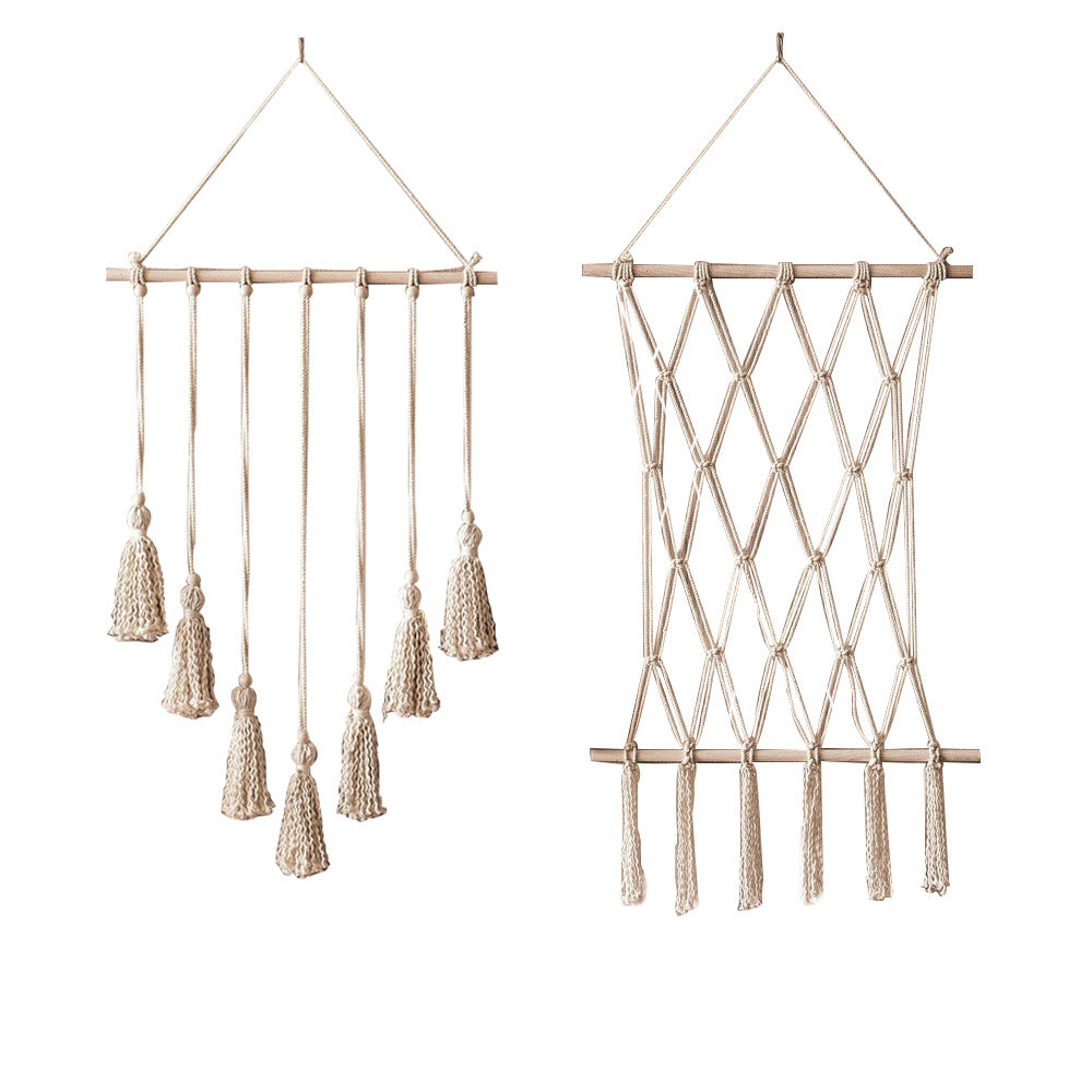 Elegant Macrame Wall Tapestry with Artistic Design | Thrascher