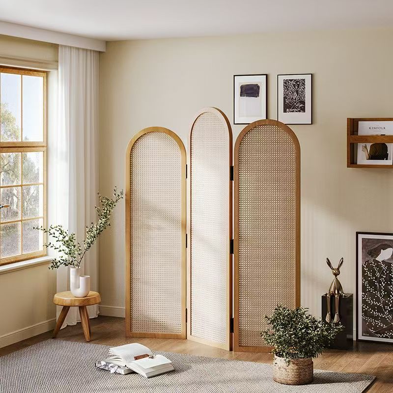 Elegant Rattan Room Divider | Thrascher