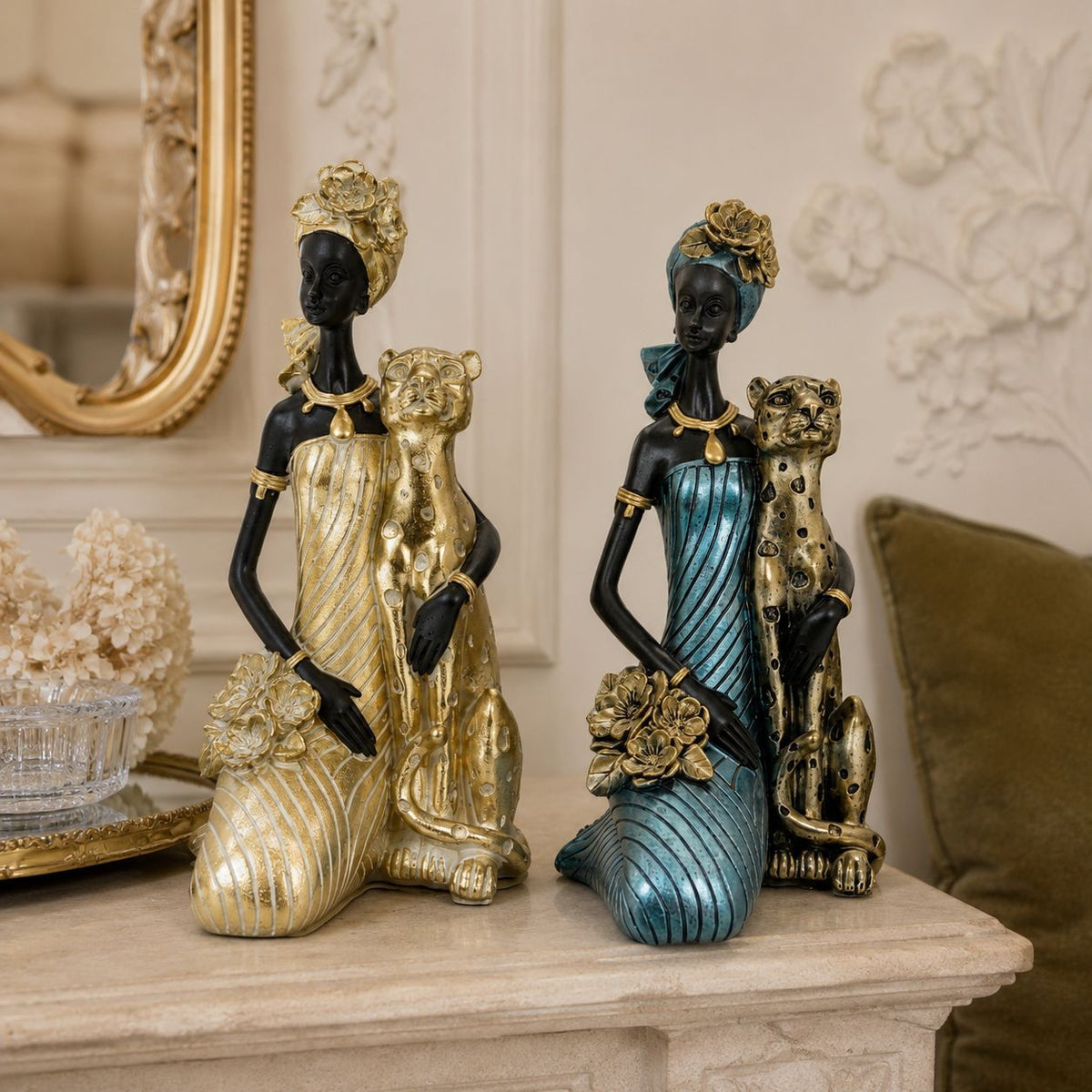 Elegant Sculpture with Leopard | Thrascher