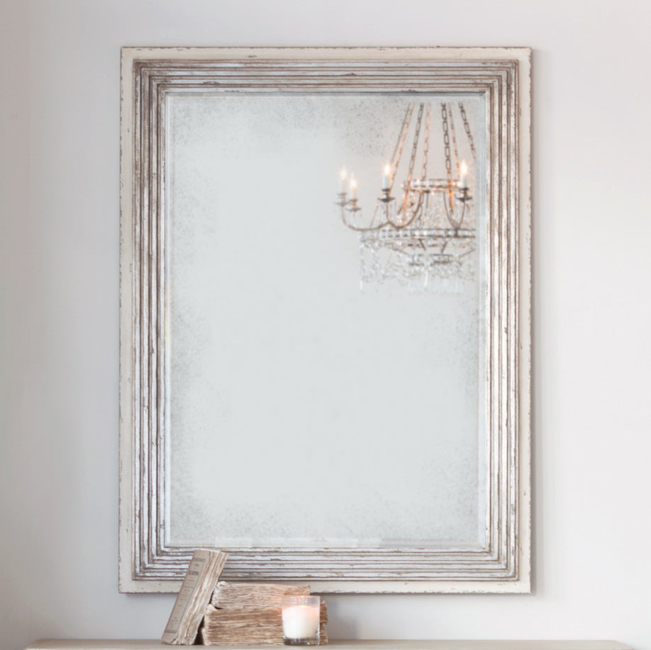 Elegant Vintage Wall Mirror | Thrascher