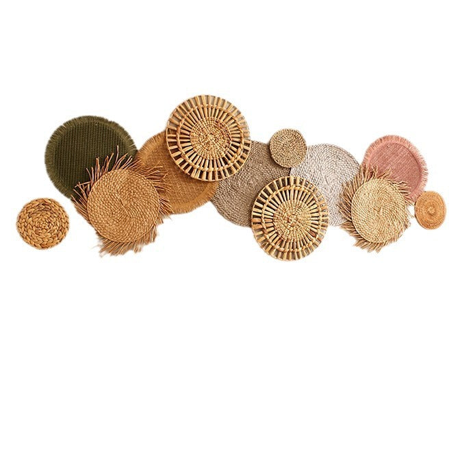 Elegant Wall Decoration made of Natural Materials | Thrascher