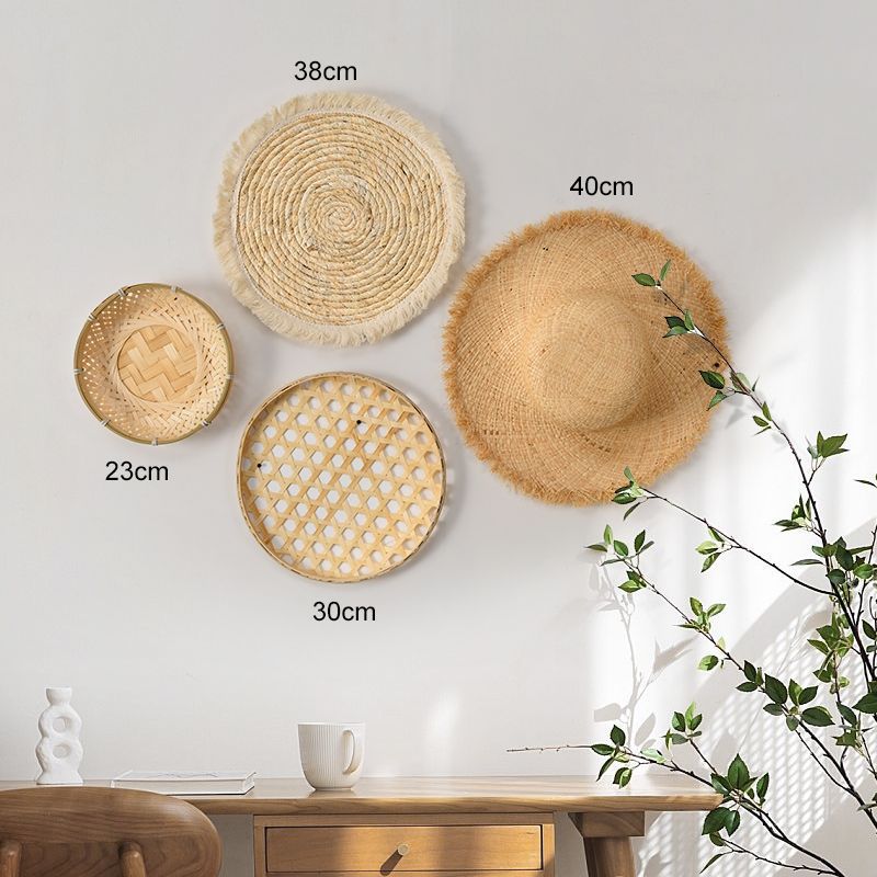 Elegant Wall Decoration made of Natural Materials | Thrascher