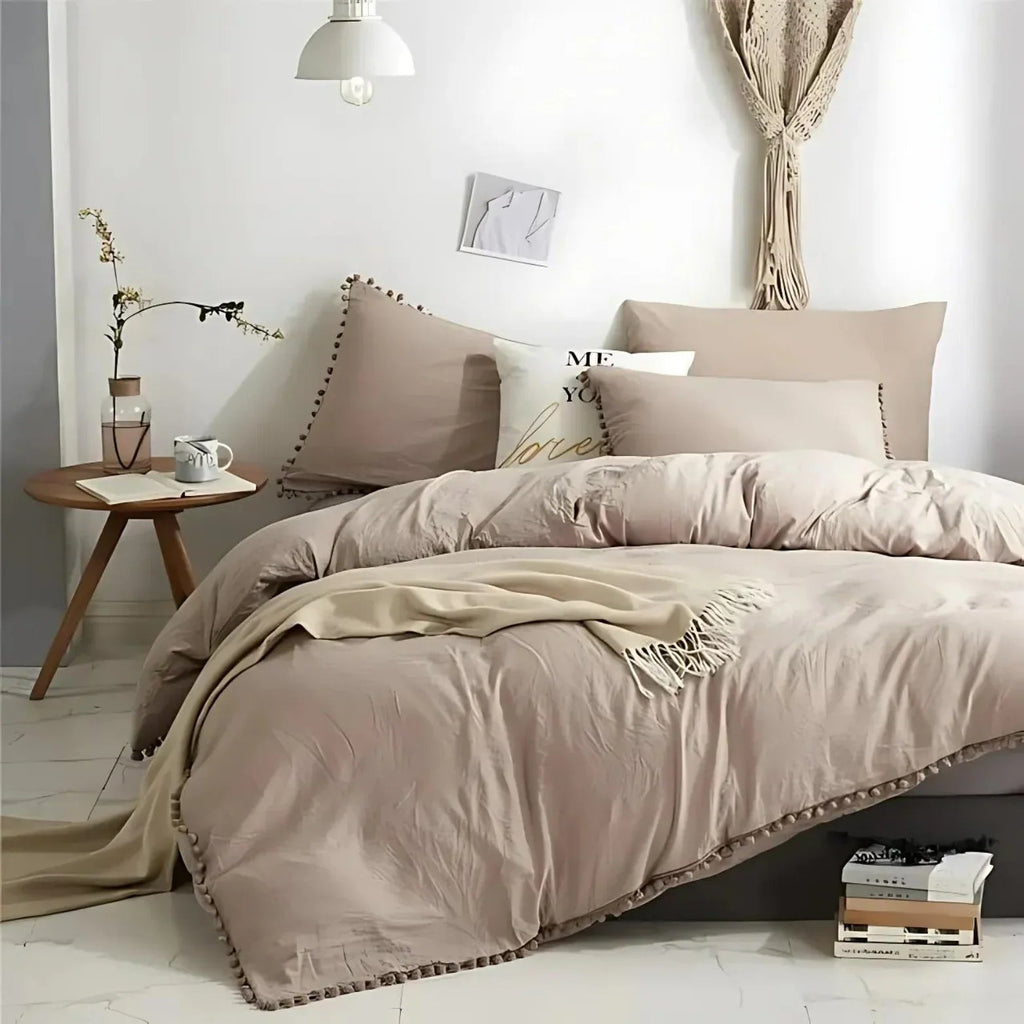 Ellia Nordic Bedding Set