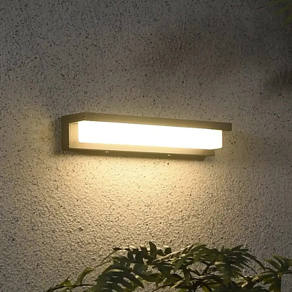 Falfando Solar Outdoor Wall Lamp