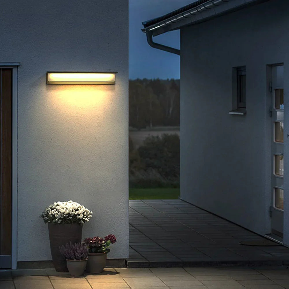 Falfando Solar Outdoor Wall Lamp