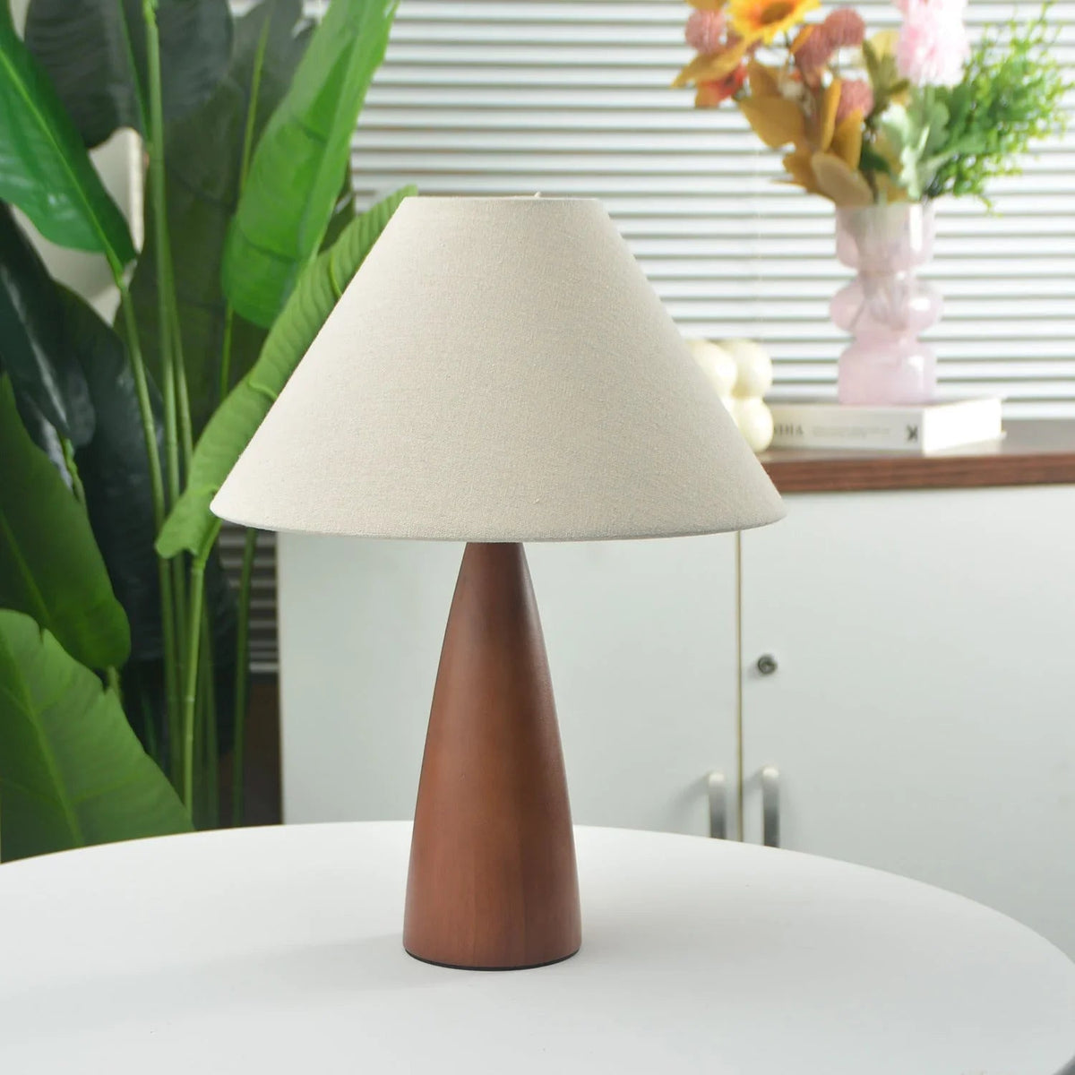 Falfeno Solid Wood Table Lamp