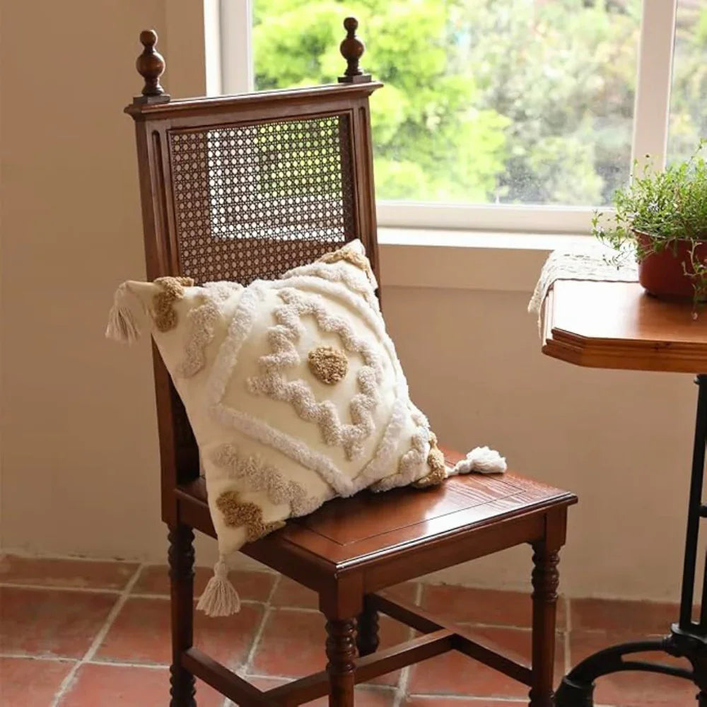 Fenvora Tufted Cushion Cover