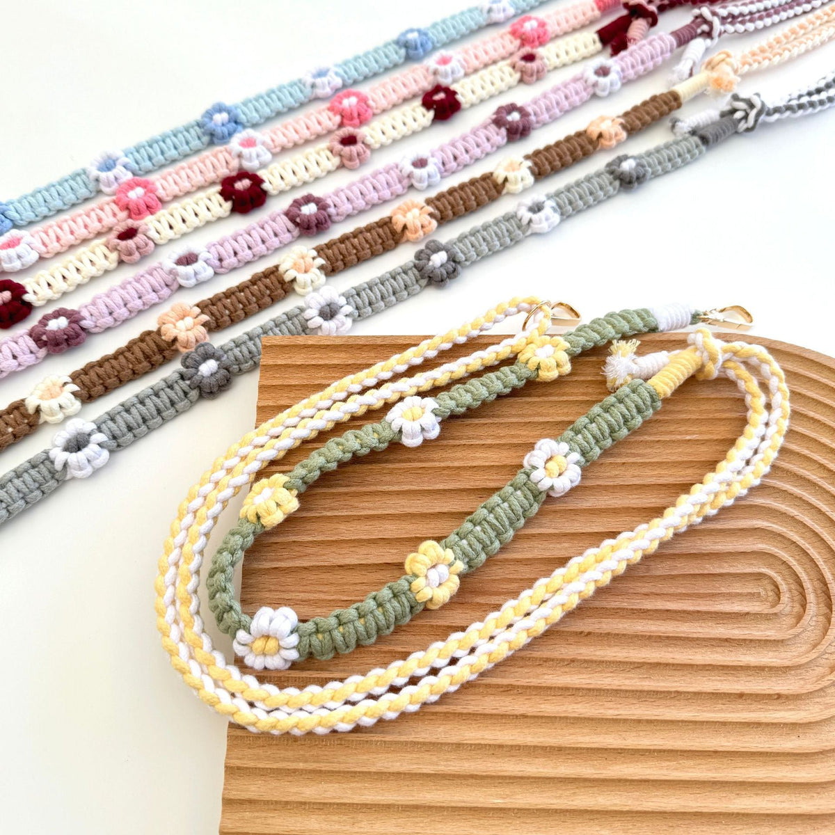 Floral Macrame Eyewear Chain | Thrascher