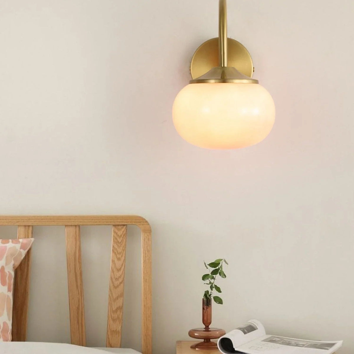 Fryndorra Wall Lamp