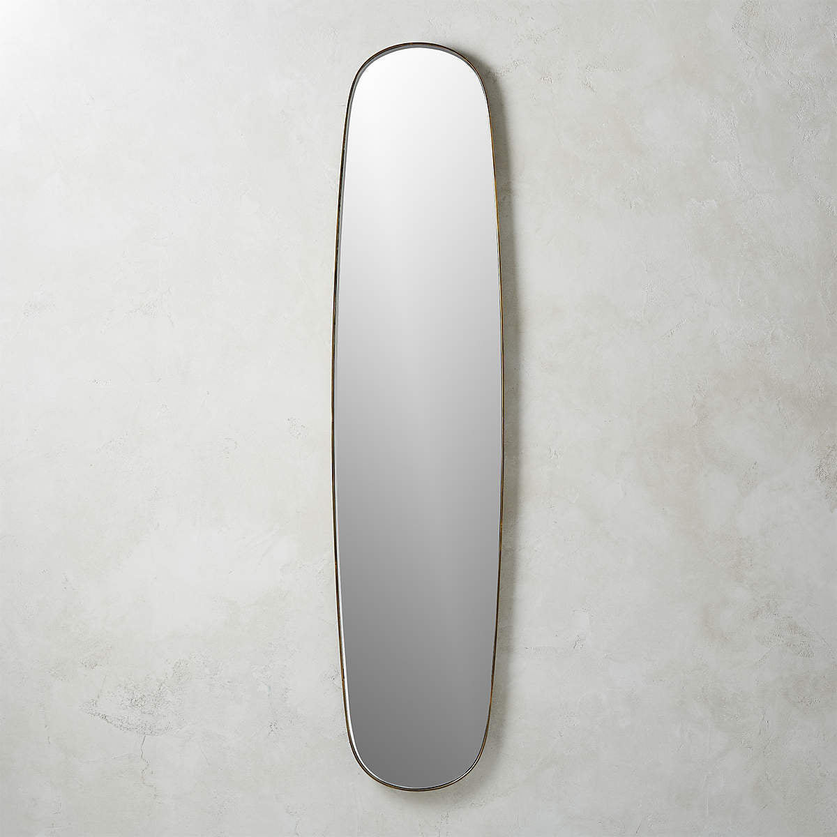 Full-Length Standing Mirror with Elegant Frame | Thrascher