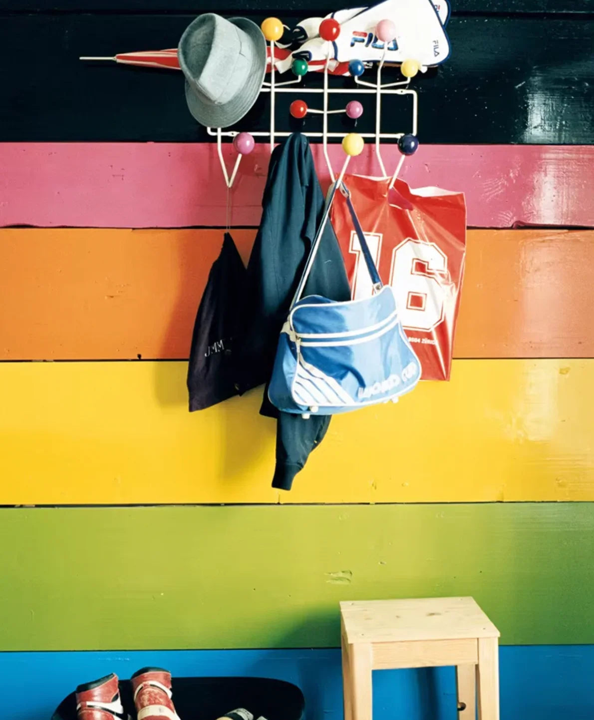 Galluna Coat Hanger