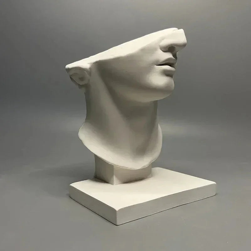 Giltella Sculpture