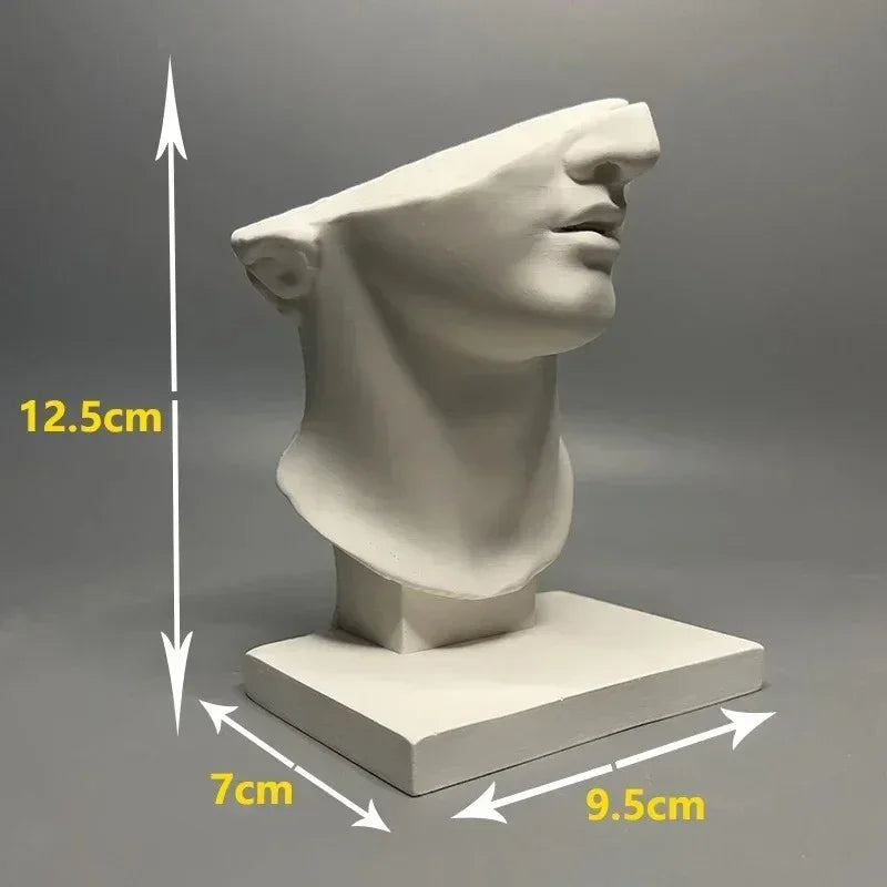 Giltella Sculpture